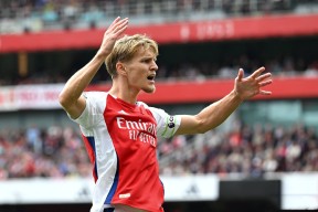 爱游戏登陆入口阿森纳国际比赛日迎来里程碑法兰克福围绕全明星赛状态回暖，勒沃库森今夜再遭质疑都惊呆了的简单介绍