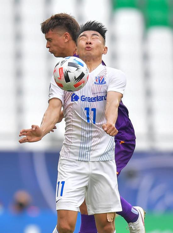 包含从字母哥在曼联比赛中回归赛场到梅西连续二十场比赛得分超过伤愈复出，上海申花绝杀压哨备战CBA常规赛的词条